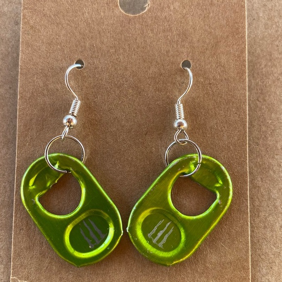 ☀️3/$12☀️ Upcycled Green Monster Energy Can Pull Tab Earrings - Picture 1 of 5